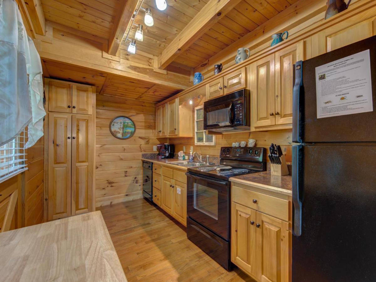 Macys Hideaway Villa Sevierville Exterior foto